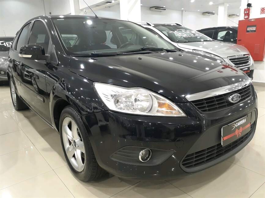 Ford Focus 2.0 TITANIUM HATCH 16V 4P MANUAL