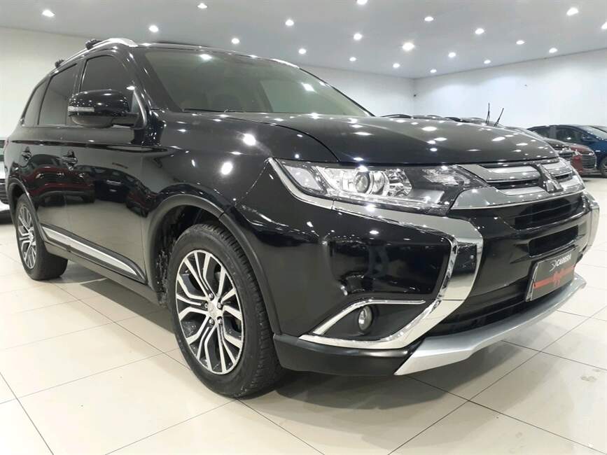Mitsubishi Outlander 2.0 COMFORT 16V 4P AUTOMATICO