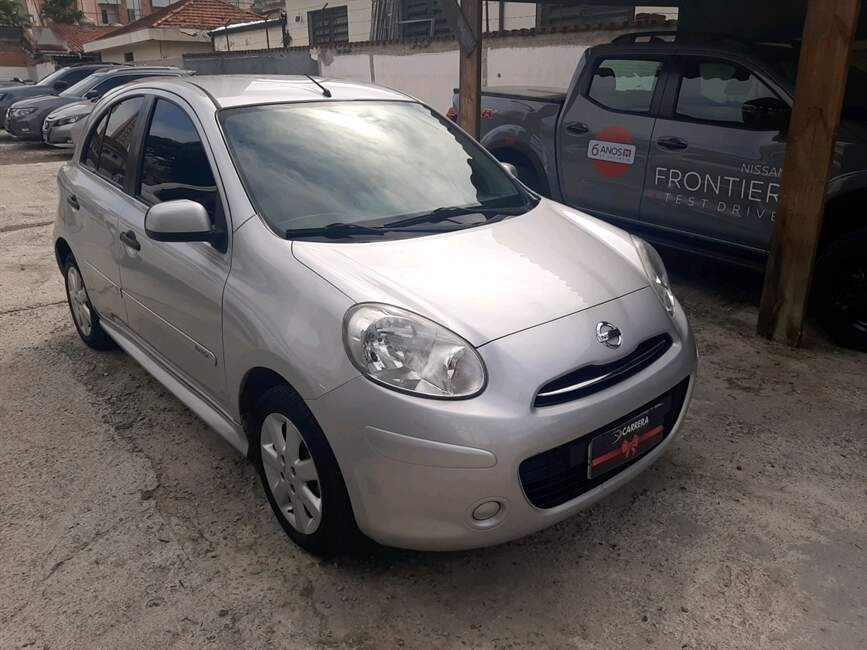 Nissan March 1.6 SV 16V 4P MANUAL