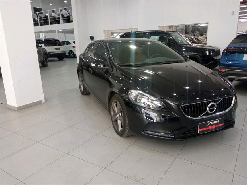 Volvo V40 2.0 T4 KINETIC 4P AUTOMATICO