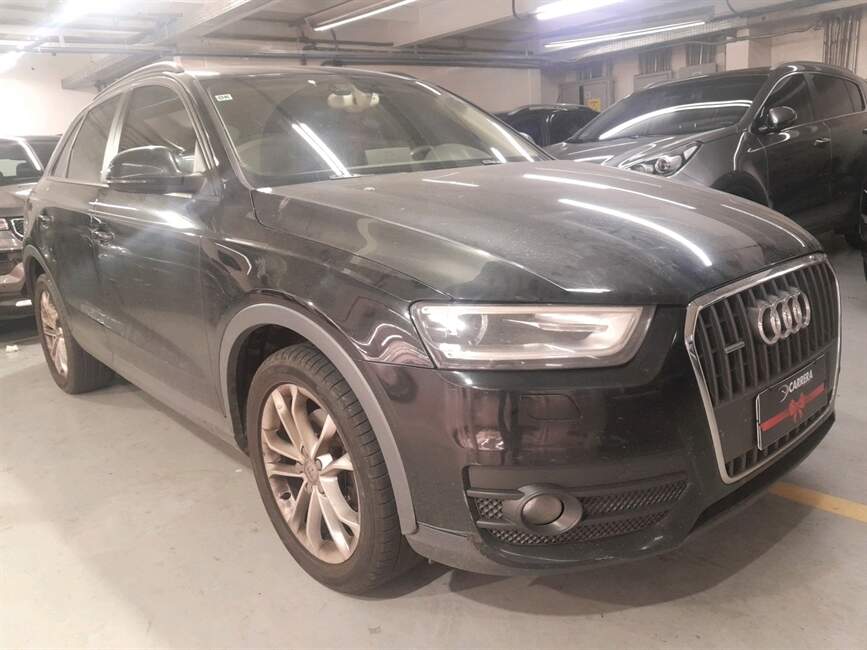 Audi Q3 2.0 TFSI AMBIENTE QUATTRO 4P S TRONIC
