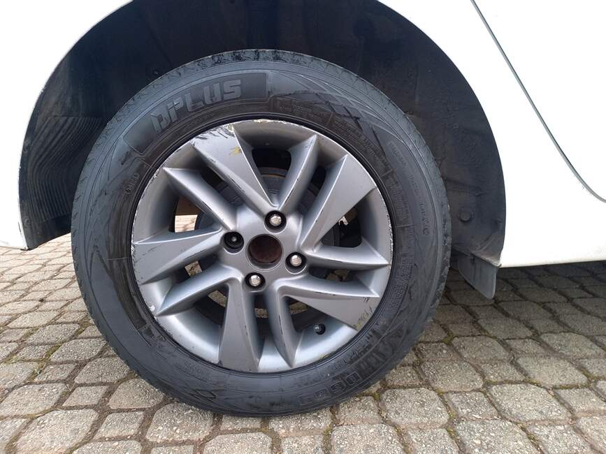Hyundai HB20 1.0 COMFORT PLUS 12V 4P MANUAL