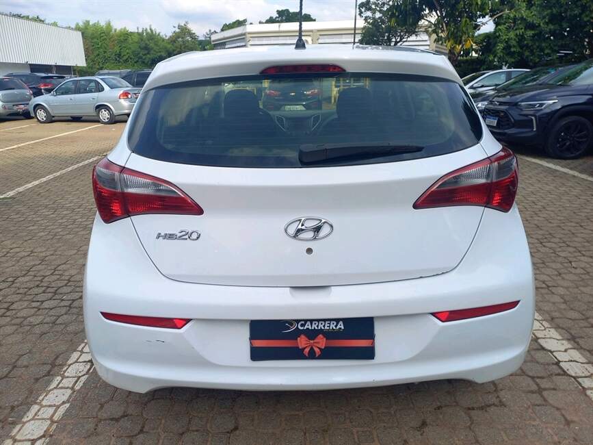 Hyundai HB20 1.0 COMFORT PLUS 12V 4P MANUAL