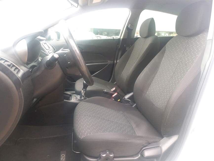 Hyundai HB20 1.0 COMFORT PLUS 12V 4P MANUAL