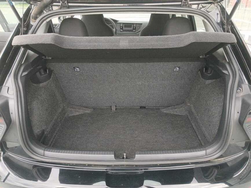 Volkswagen Polo 1.0 MPI TRACK MANUAL