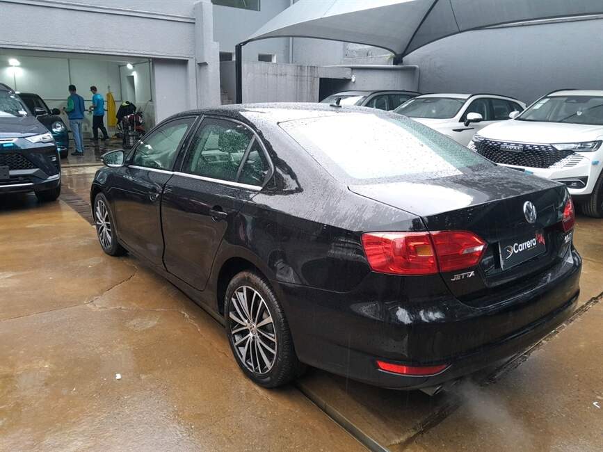 Volkswagen Jetta 2.0 TSI HIGHLINE 200CV 4P TIPTRONIC