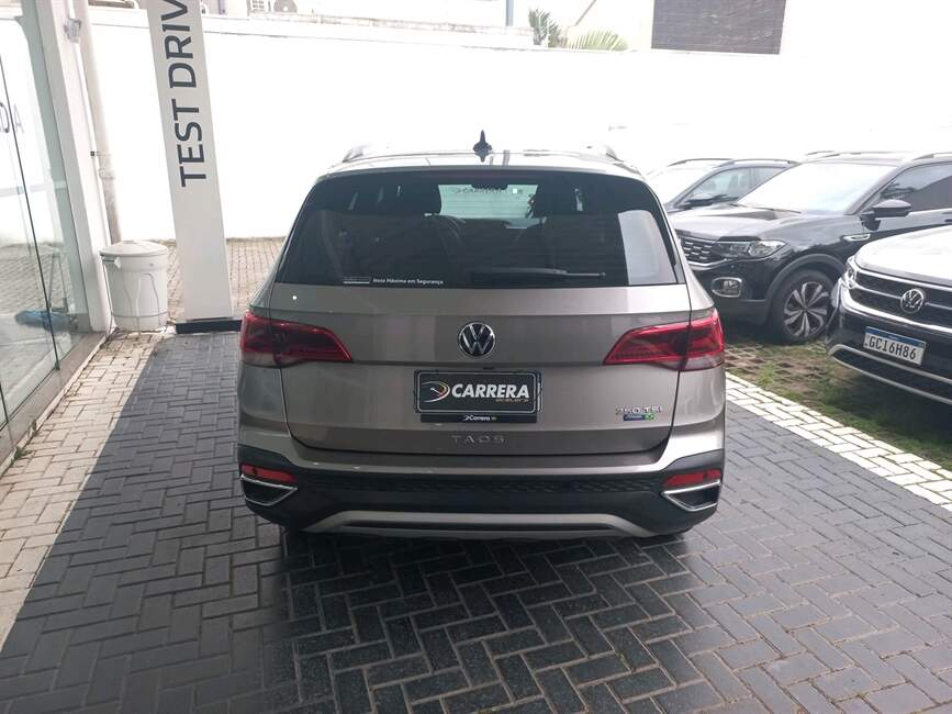 Volkswagen Taos 1.4 250 TSI TOTAL HIGHLINE AUTOMÁTICO