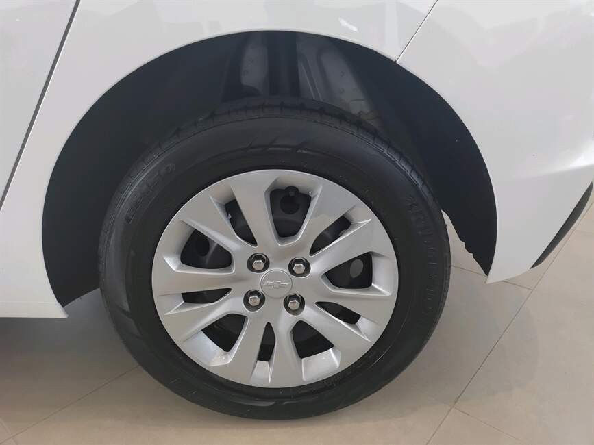 Chevrolet Onix 1.0 LT MANUAL