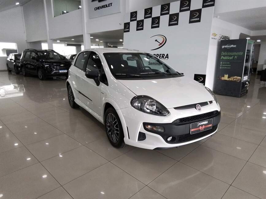 Fiat Punto 1.8 BLACKMOTION 16V 4P AUTOMATIZADO