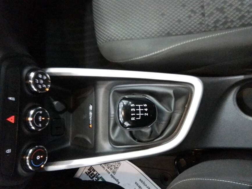 Chevrolet Onix 1.0 LT MANUAL