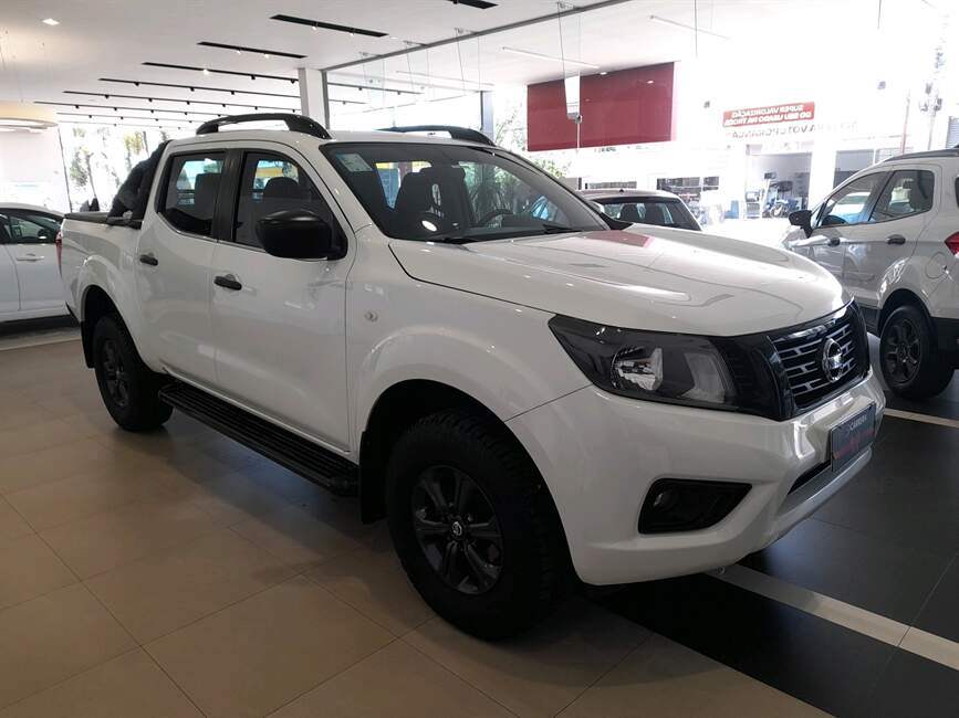 Nissan Frontier 2.3 16V TURBO ATTACK CD 4X4 AUTOMÁ