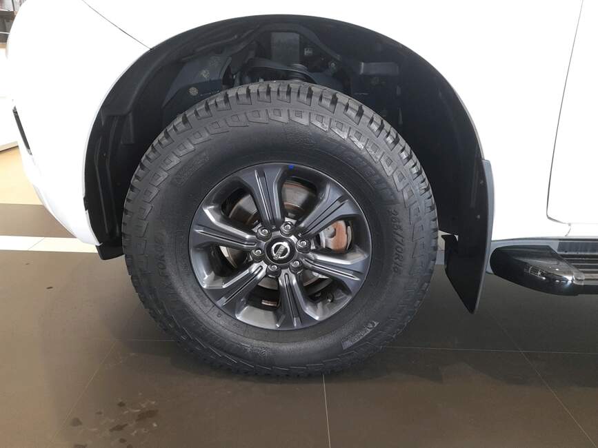 Nissan Frontier 2.3 16V TURBO ATTACK CD 4X4 AUTOMÁ