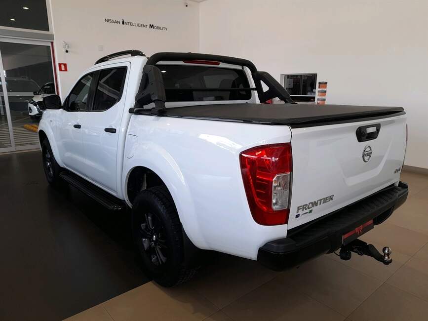 Nissan Frontier 2.3 16V TURBO ATTACK CD 4X4 AUTOMÁ
