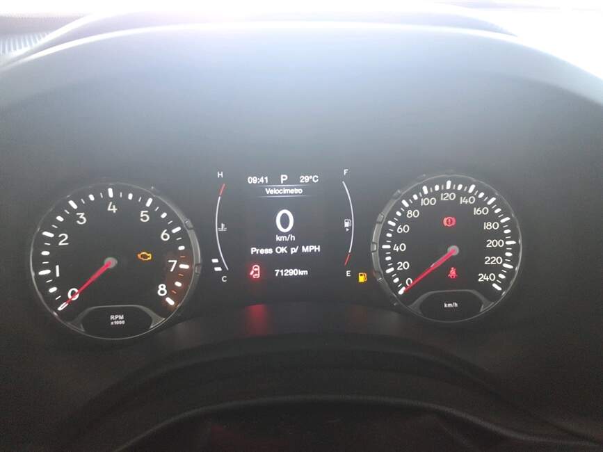 Jeep Renegade 1.8 16V LONGITUDE 4P AUTOMÁTICO