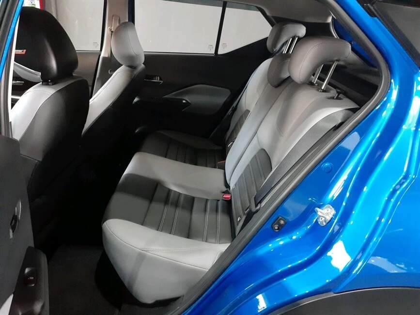 Nissan Kicks 1.6 CVT EXCLUSIVE CINZA P. TECH