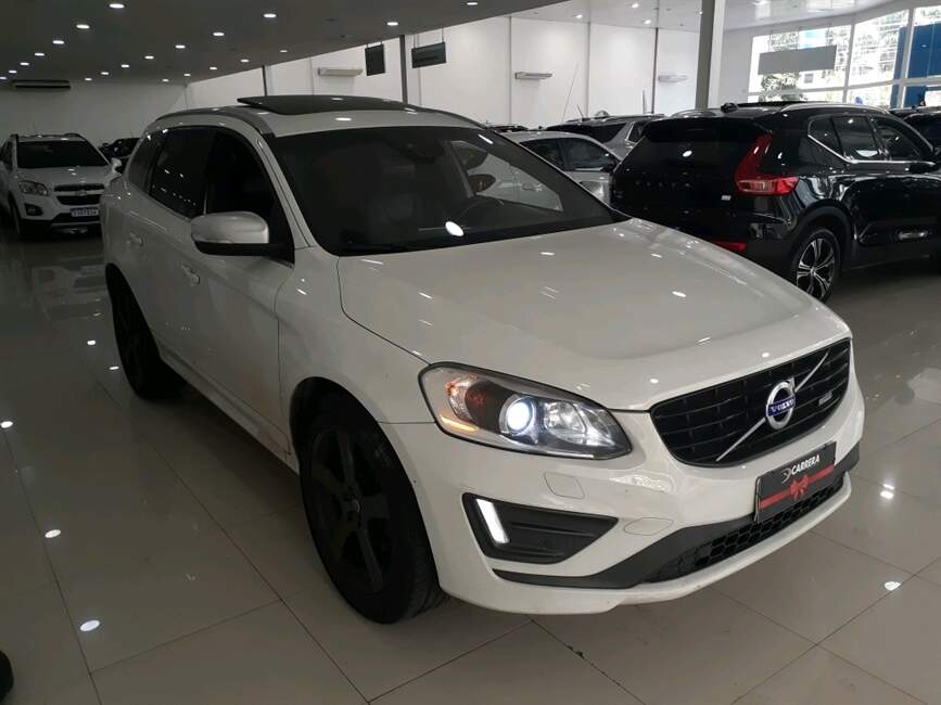 Volvo XC60 2.0 T5 R DESIGN TURBO 4P AUTOMATICO