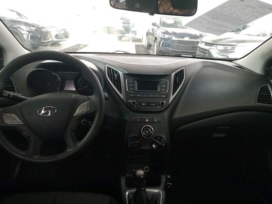 Hyundai HB20 1.0 UNIQUE 12V 4P MANUAL