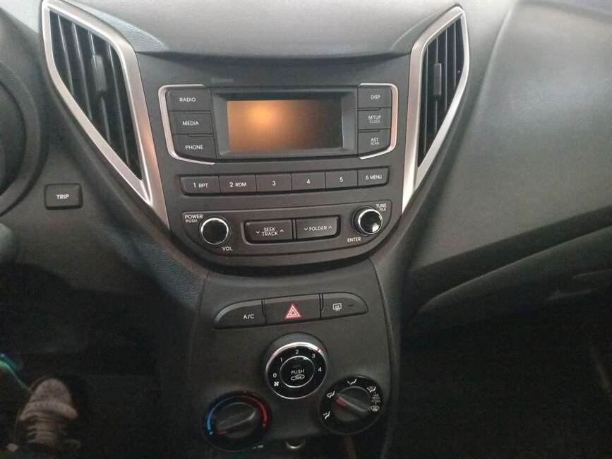 Hyundai HB20 1.0 UNIQUE 12V 4P MANUAL