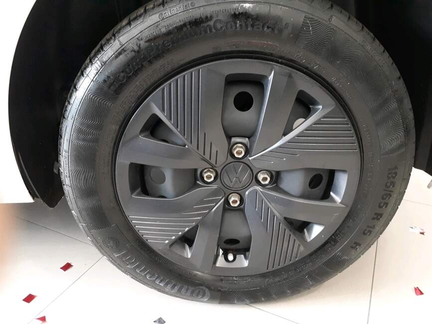 Volkswagen Polo 1.0 MPI TRACK MANUAL