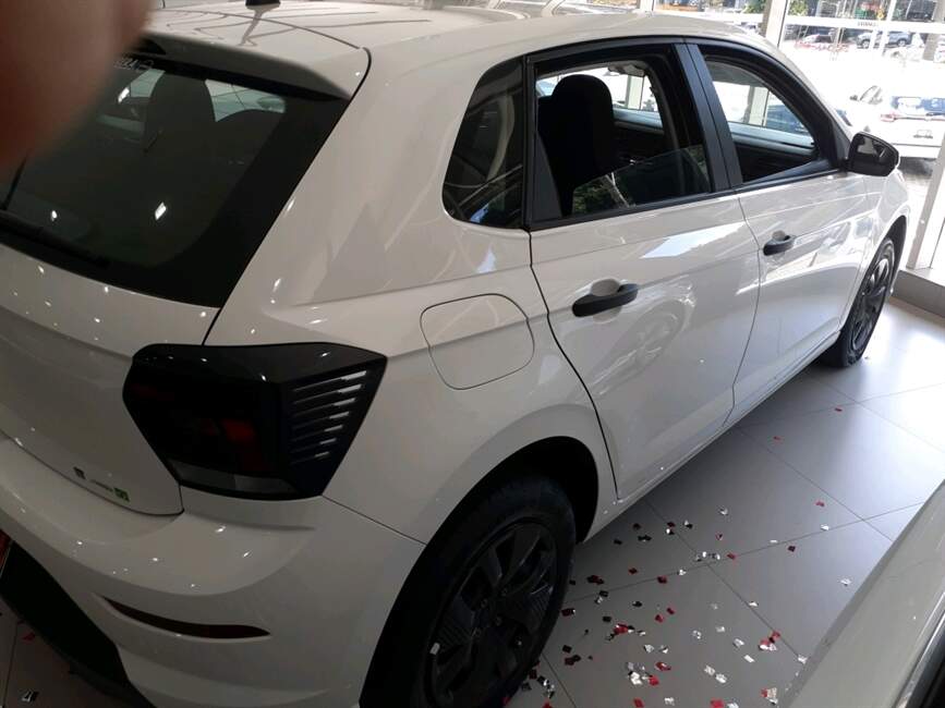 Volkswagen Polo 1.0 MPI TRACK MANUAL