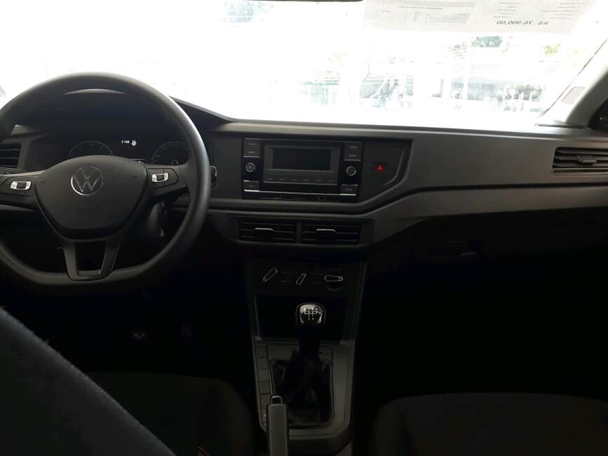 Volkswagen Polo 1.0 MPI TRACK MANUAL