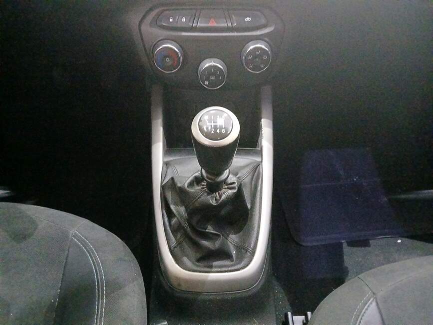 Chevrolet Onix 1.0 MPFI LT 8V 4P MANUAL