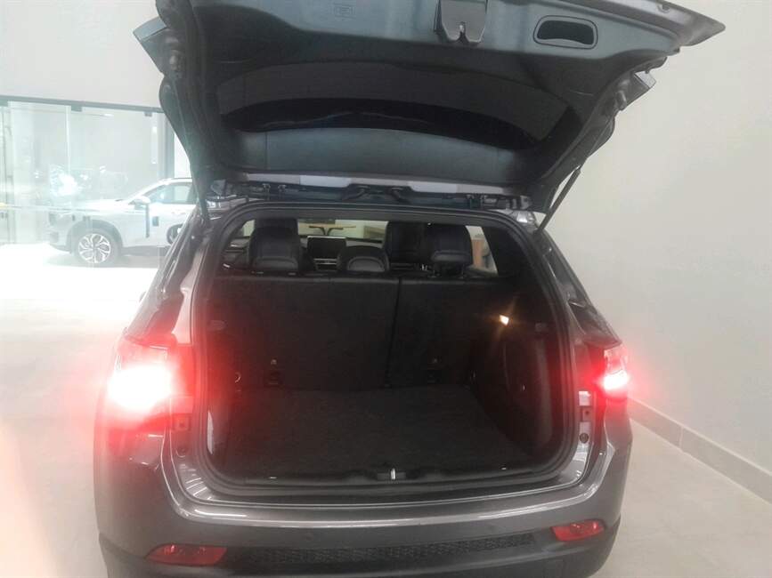 Jeep Compass 1.3 T270 TURBO LONGITUDE AT6