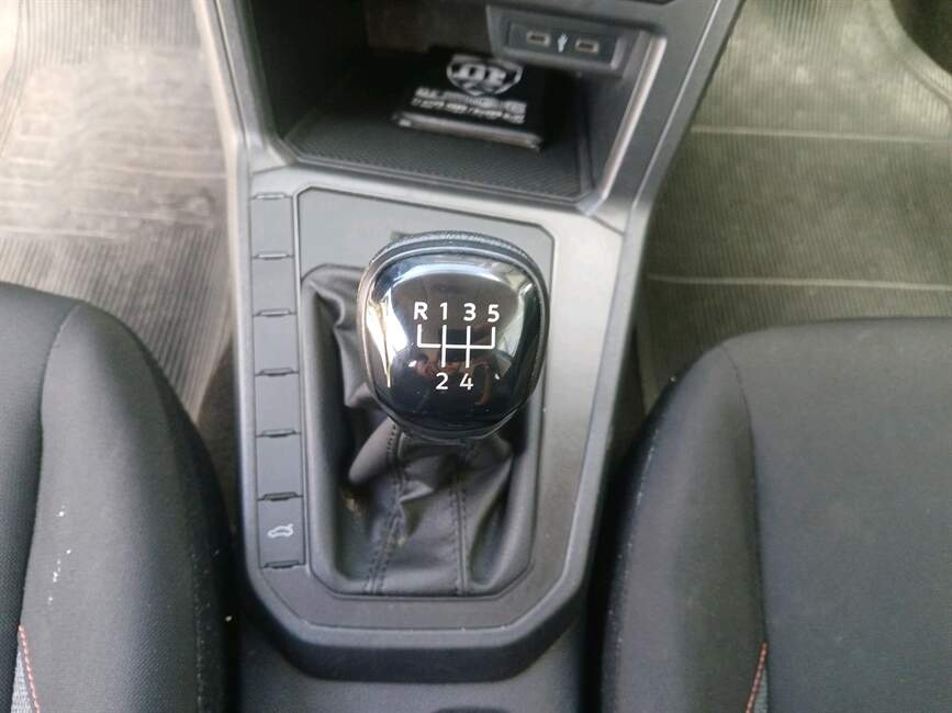 Volkswagen Polo 1.0 MPI TRACK MANUAL