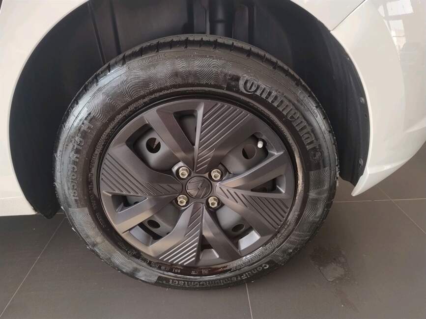 Volkswagen Polo 1.0 MPI TRACK MANUAL