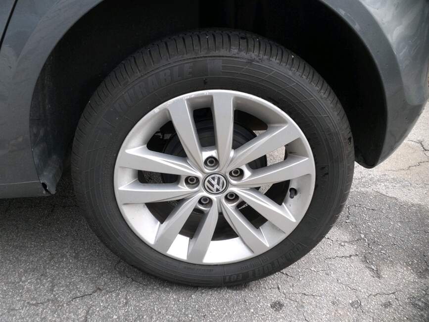 Volkswagen Fox 1.6 MSI TOTAL CONNECT 4P MANUAL