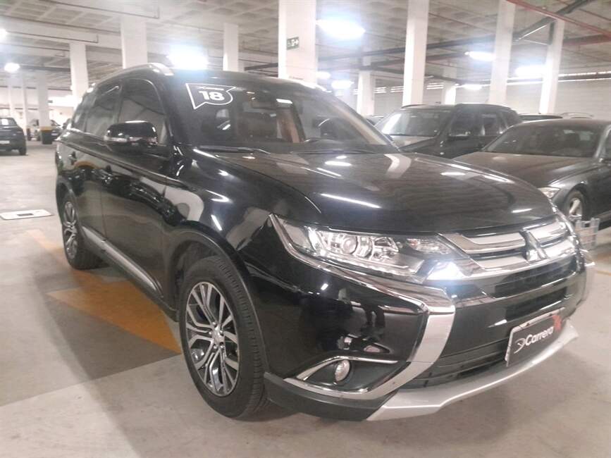 Mitsubishi Outlander 2.0 COMFORT 16V 4P AUTOMATICO