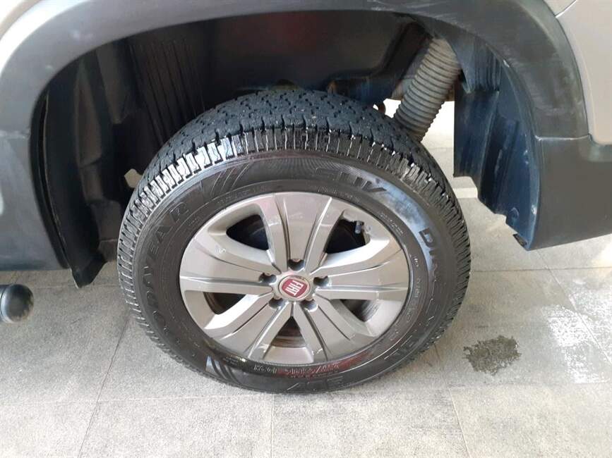 Fiat Toro 1.8 16V EVO FREEDOM AT6