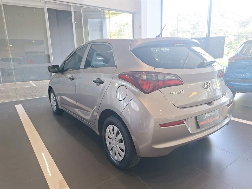 Hyundai HB20 1.0 UNIQUE 12V 4P MANUAL