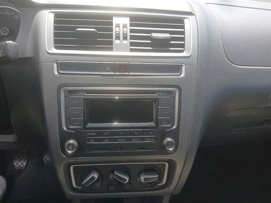 Volkswagen Fox 1.0 MPI COMFORTLINE 12V 4P MANUAL