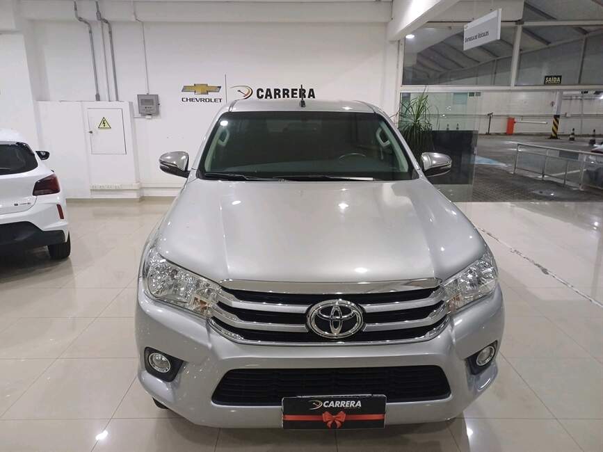 Toyota Hilux 2.7 SR 4X2 CD 16V 4P MANUAL