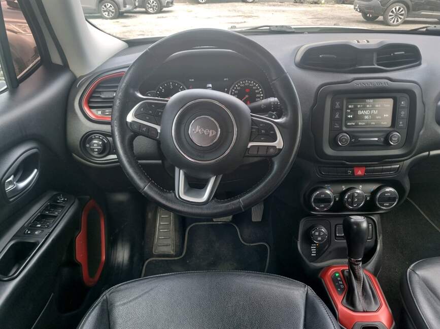 Jeep Renegade 2.0 16V TURBO TRAILHAWK 4P 4X4 AUT