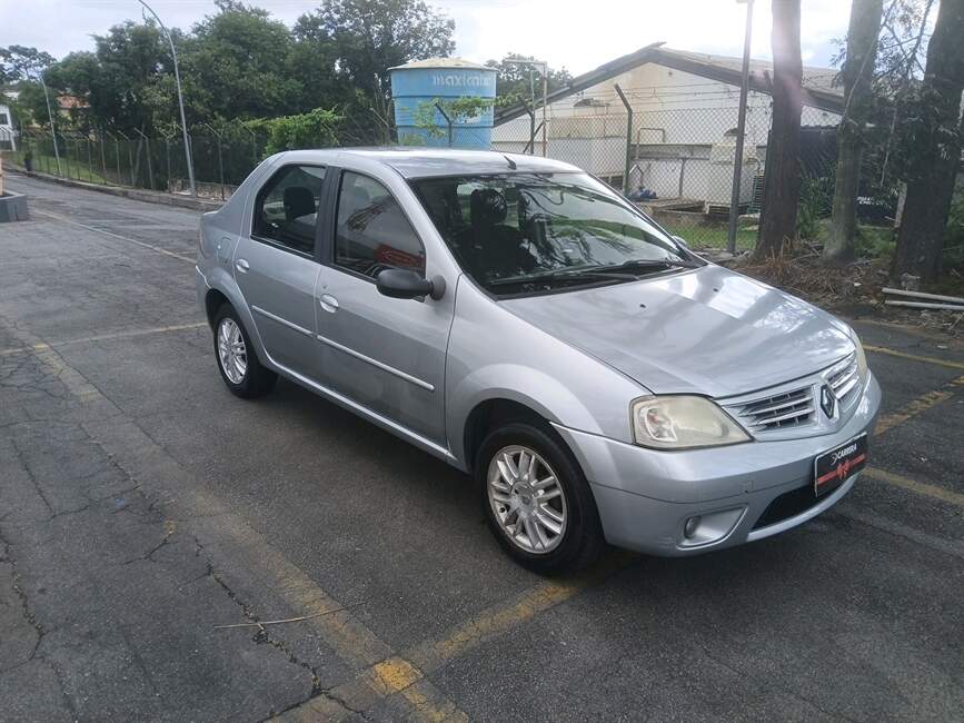 Renault Logan 1.6 PRIVILEGE 16V 4P MANUAL