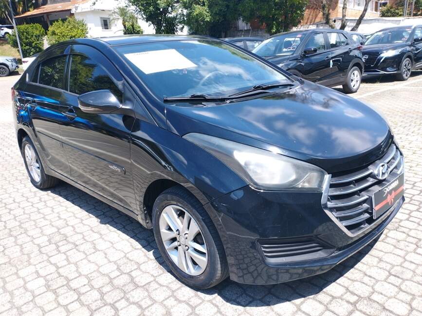 Hyundai HB20S 1.6 COMFORT PLUS 16V 4P MANUAL
