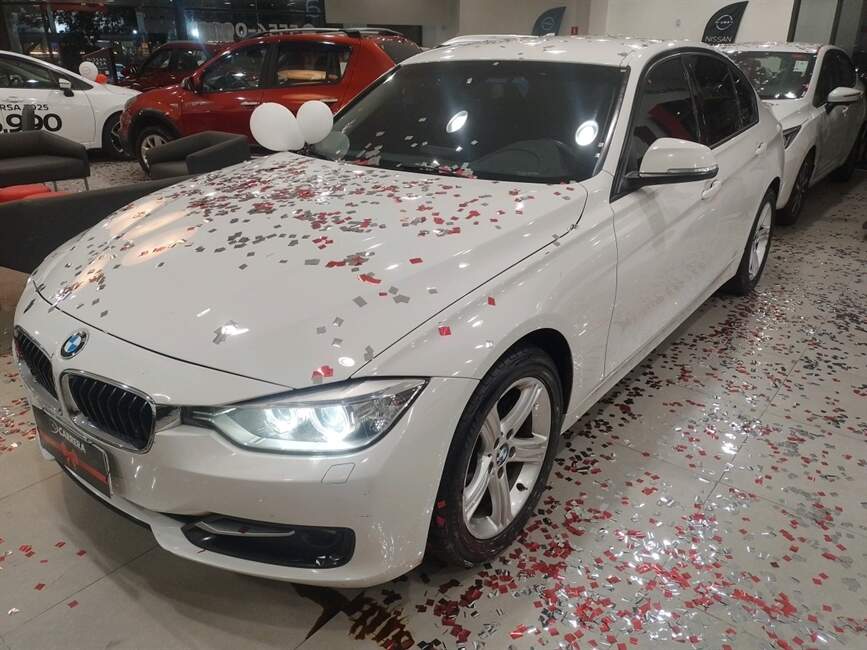 BMW 320i 2.0 16V TURBO ACTIVE 4P AUTOMATICO
