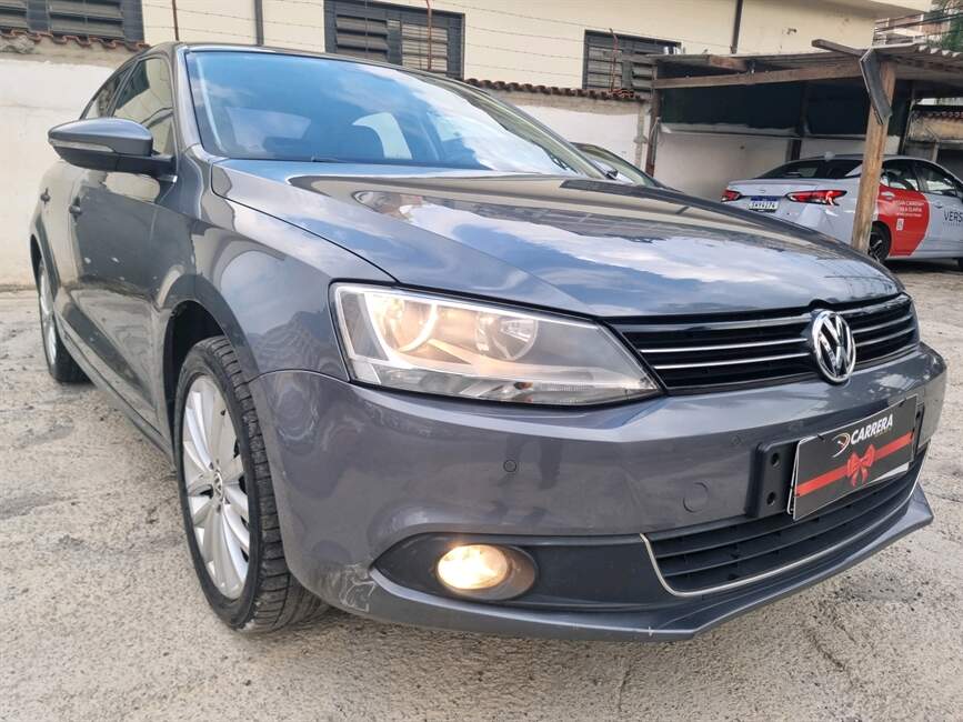 Volkswagen Jetta 2.0 TSI HIGHLINE 200CV 4P TIPTRONIC