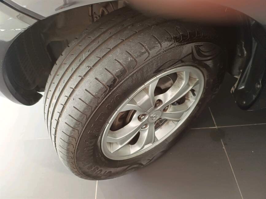 Hyundai Tucson 2.0 MPFI GLS 16V 143CV 2WD 4P AUTOMATI