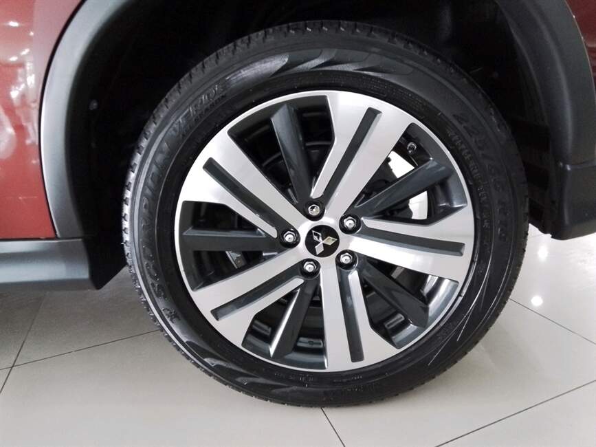 Mitsubishi Outlander 2.0 MIVEC SPORT HPE AWD AUTOMÁTICO