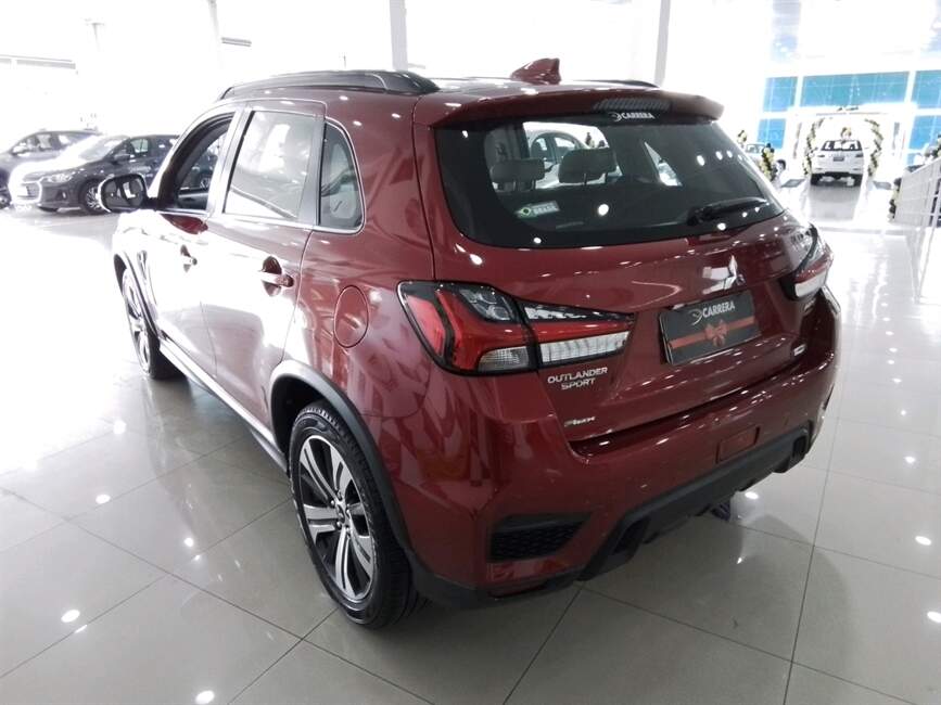 Mitsubishi Outlander 2.0 MIVEC SPORT HPE AWD AUTOMÁTICO
