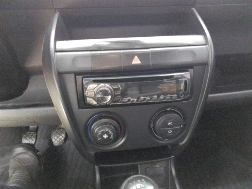 Volkswagen Fox 1.0 MI 8V 2P MANUAL