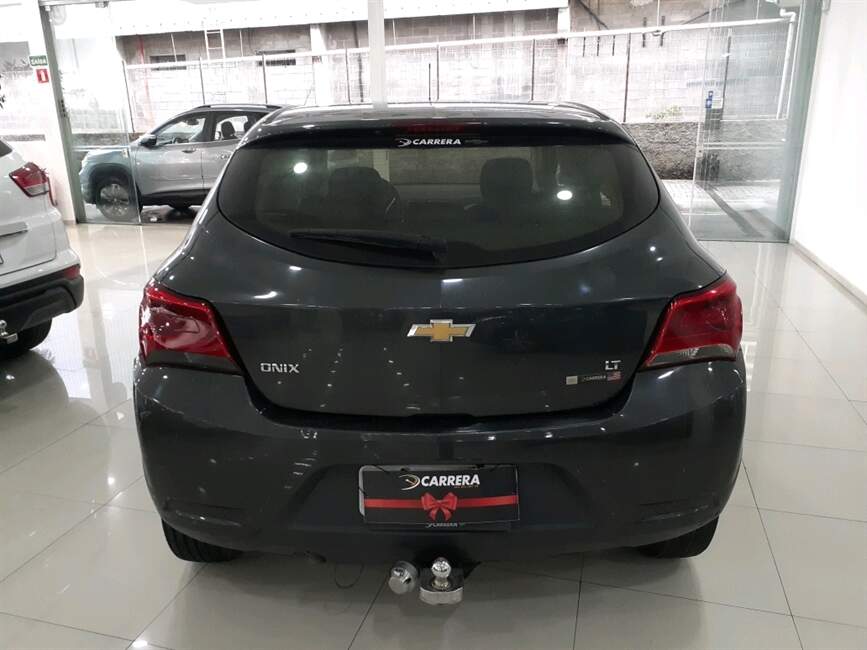 Chevrolet Onix 1.0 MPFI LT 8V 4P MANUAL