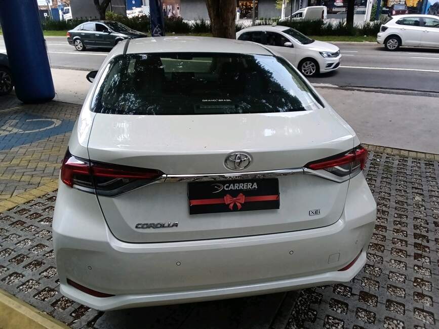 Toyota Corolla 2.0 VVT-IE XEI DIRECT SHIFT
