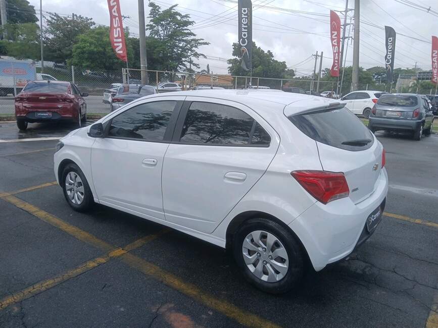 Chevrolet Onix 1.0 MPFI LT 8V 4P MANUAL