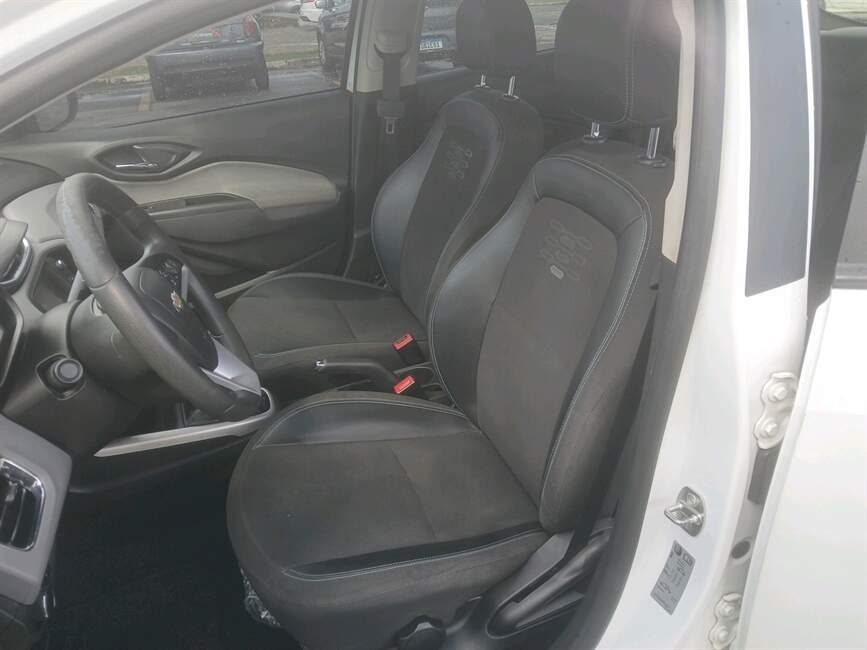 Chevrolet Onix 1.0 MPFI LT 8V 4P MANUAL