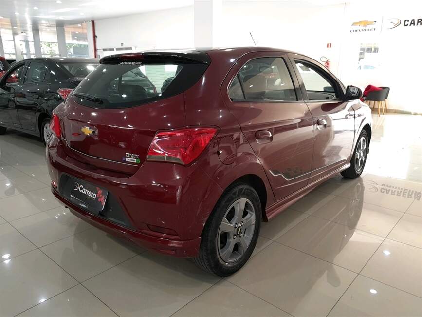 Chevrolet Onix 1.4 MPFI EFFECT 8V FLEX 4P MANUAL
