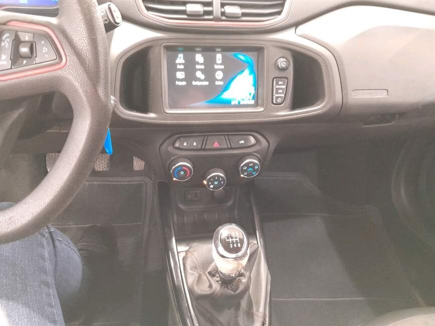 Chevrolet Onix 1.4 MPFI EFFECT 8V FLEX 4P MANUAL